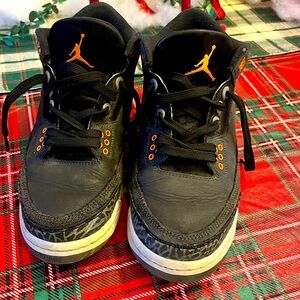 Used Jordan 3 size 6Y